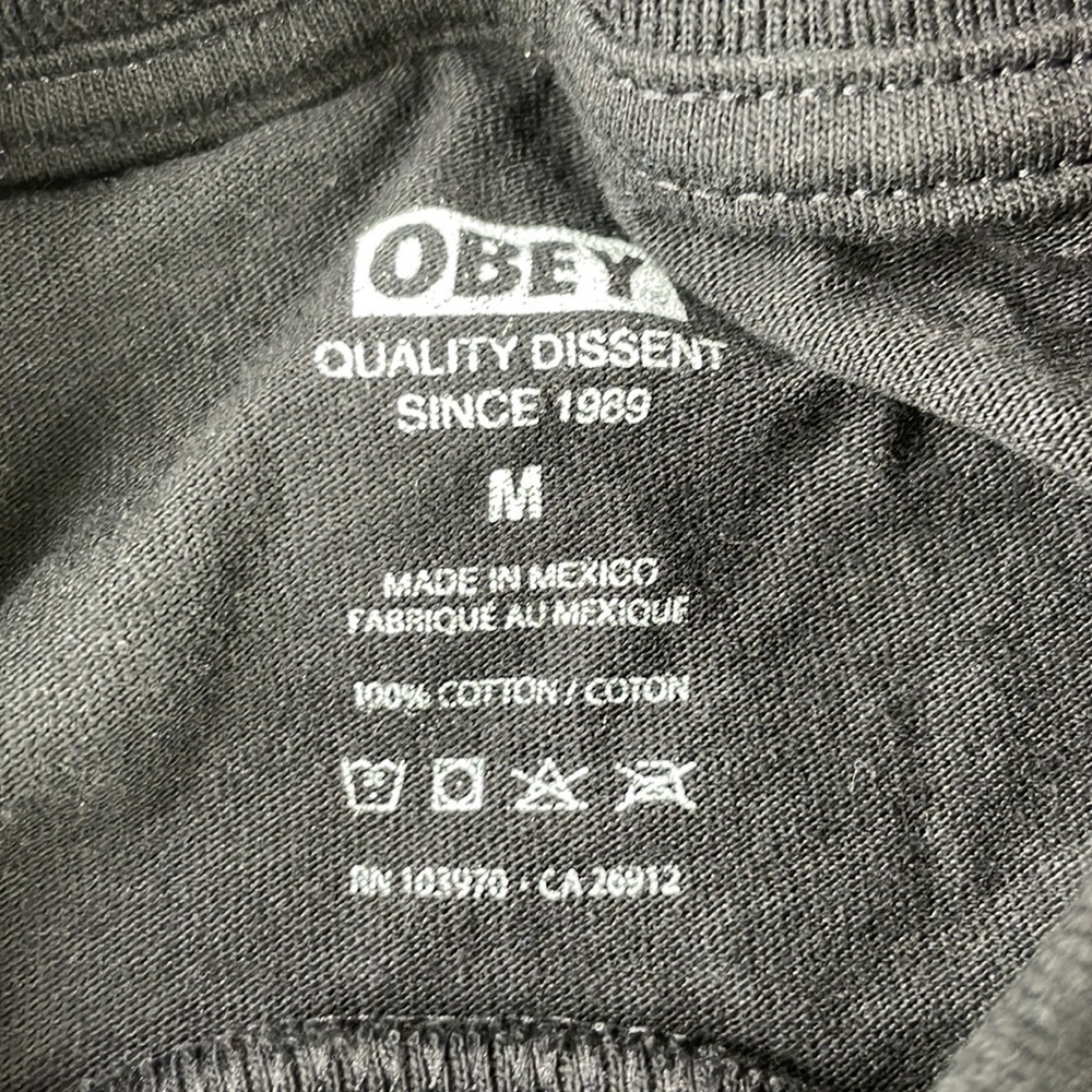 OBEY Mens Black Short Sleeve Tee Shirt, size Medium - Picture 2 of 7
